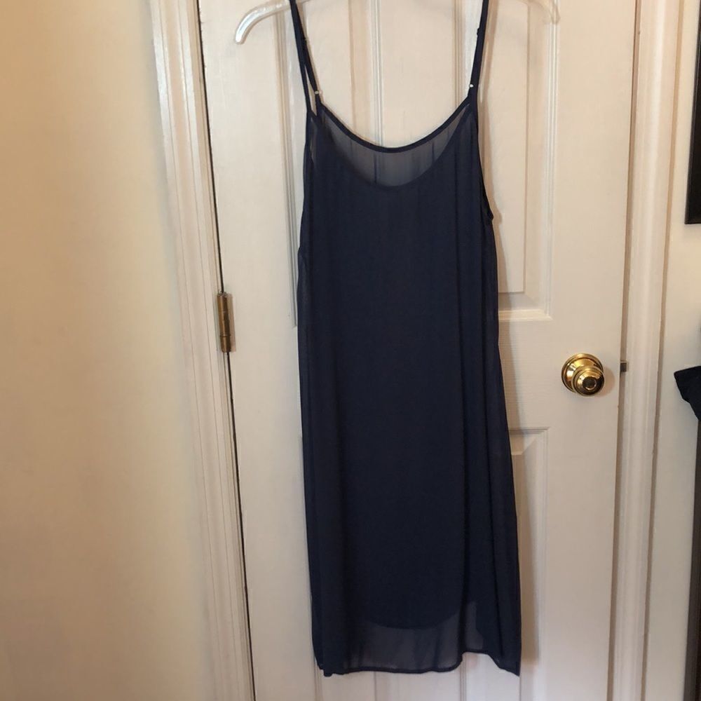 Lucky Brand Flowy Dress Sz 1X 2 layers w/slip Navy Blue Lightweight PTP 22 1/2” - Picture 12 of 16